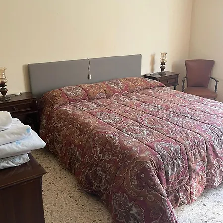 Brho House Apartment *
